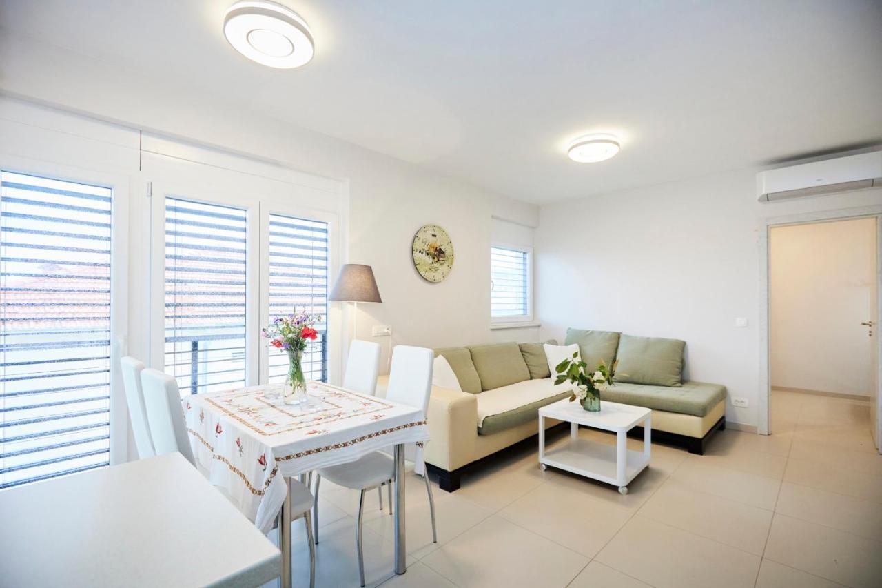 סופטאר Villa Grdelina מראה חיצוני תמונה