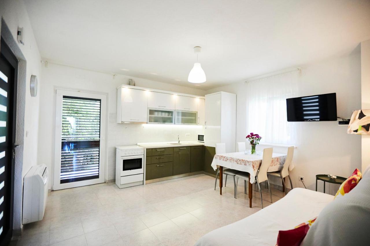 סופטאר Villa Grdelina מראה חיצוני תמונה